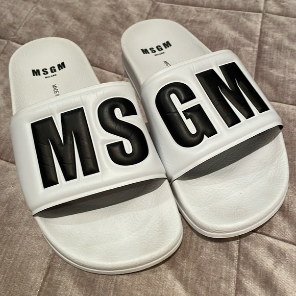 MSGM Milano Italy Slides Pool Shoes Sandals Size 38 Italian - Picture 10 of 11